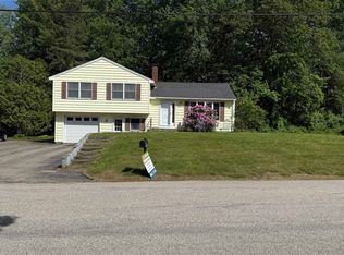 43 Pinewood Dr, Somersworth, NH 03878