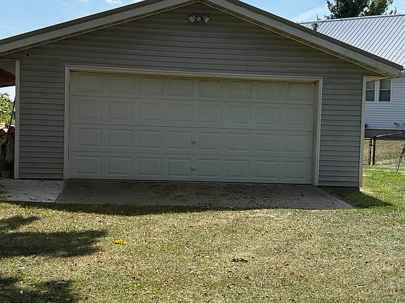 4th image of 175 State Road 1