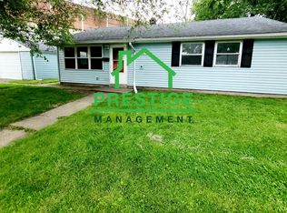7624 Golfway Ct, Hammond, IN 46324