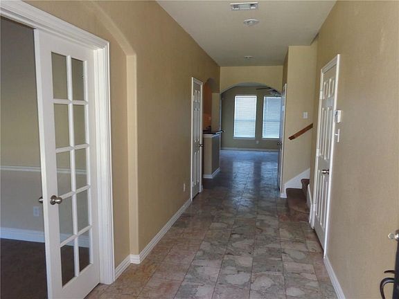 4th image of 1522 Avenue E