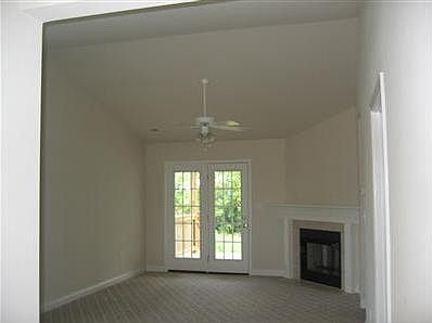 2nd image of 2165 Drummond Dr