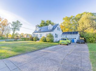 183 Thompson Rd, Manchester, CT 06040