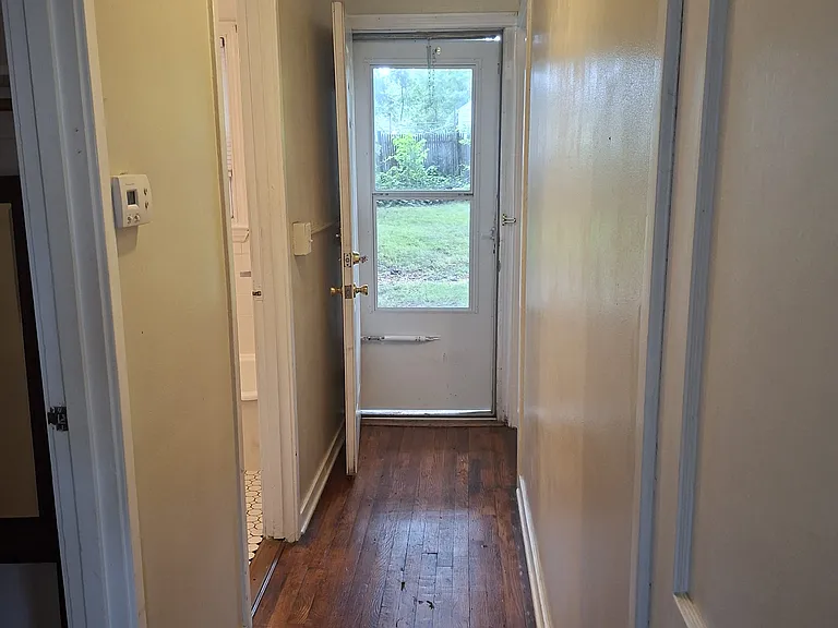 97 Elmhurst St — Photo 7