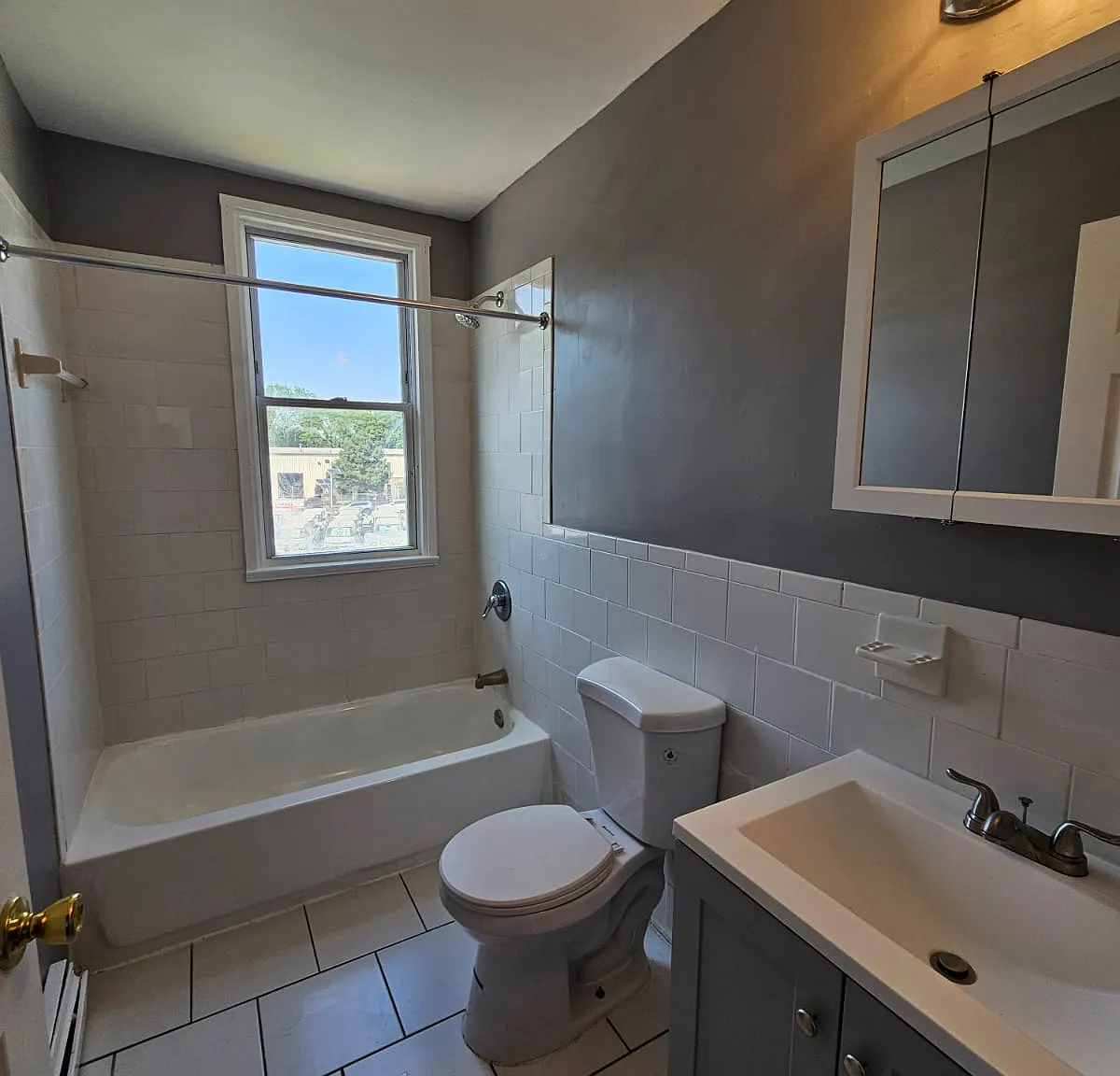 2 bed, $1,795 — Photo 3