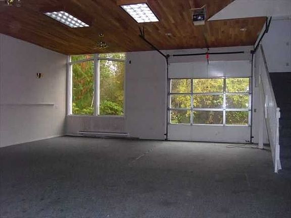 4th image of 507 N Schoolhouse Hill Rd