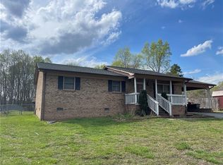 6571 Suits Rd, Archdale, NC 27263