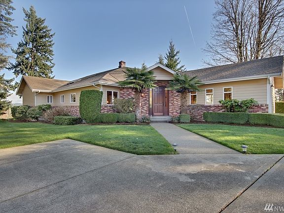 2nd image of 5214 Monta Vista Dr E