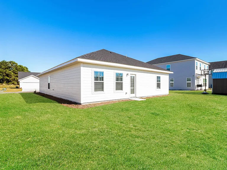1054 Autumns Wood Cir E — Photo 18