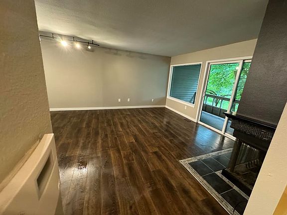 From entry way into unit