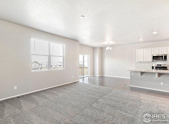 4th image of 1633 Clarendon Dr