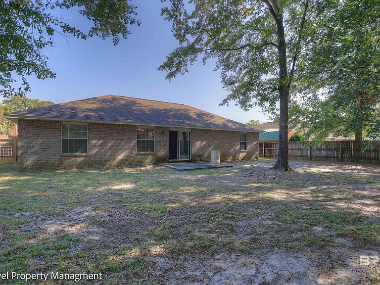 15307 Hearthstone Dr — Photo 17