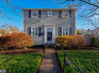 4915 Redford Rd, Bethesda, MD 20816