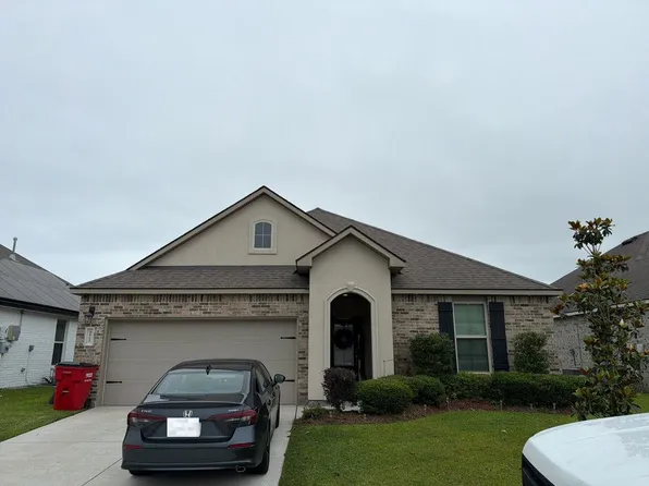 7512 Cherrybark Oak Dr, Gonzales, LA 70737