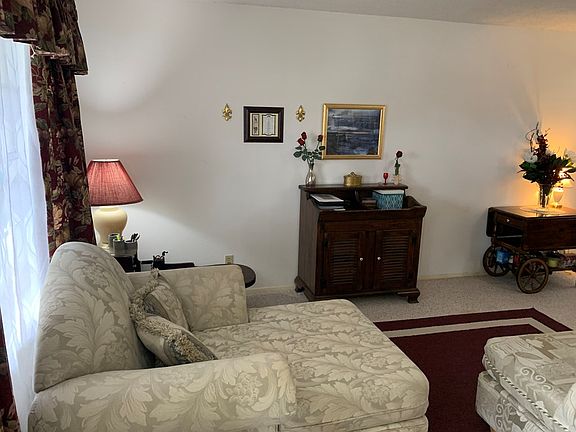 5th image of 3420 Sunset Dr