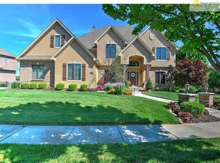 9714 W 145th Ter, Overland Park, KS 66221
