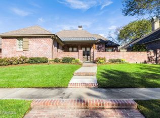 104 Freeport Cir, Lafayette, LA 70508