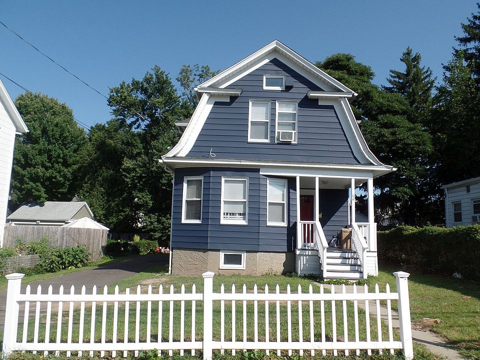 Newly Updated Three Bedroom Home on Quiet Street in Upper North End