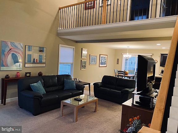 5th image of 409 Plantation Dr
