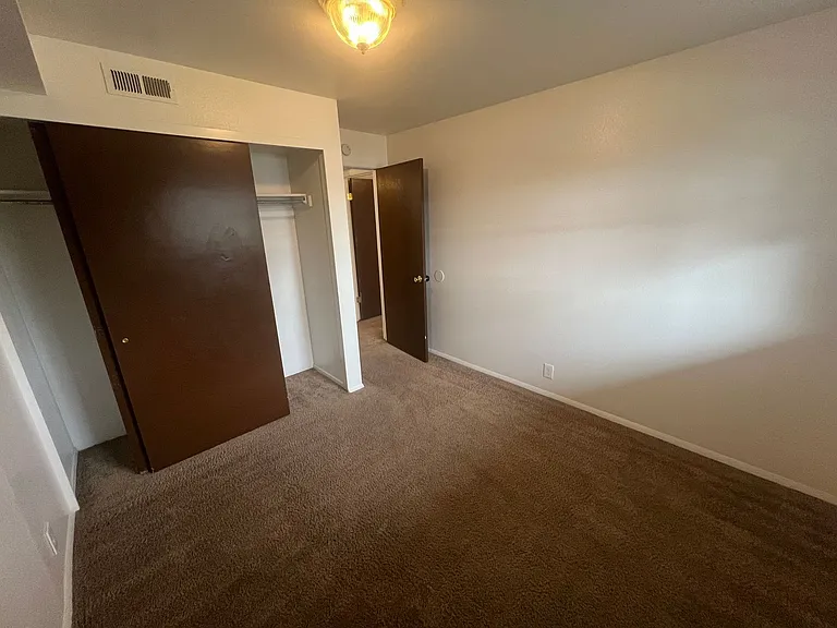 4693 S Brookwillow Cv #B — Photo 16