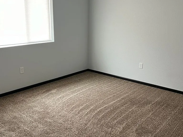857 Tower Rd — Photo 22