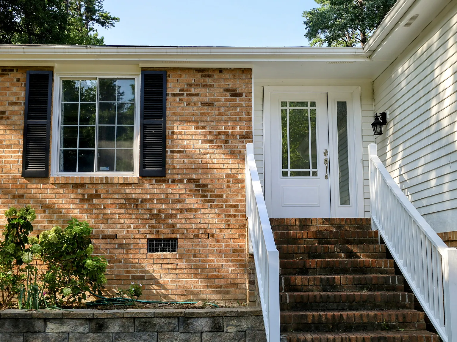 3 bed, 1461 sqft, $2,499 — Photo 4
