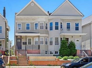 24 E 49th St, Bayonne, NJ 07002