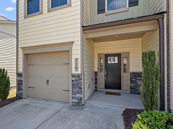 2nd image of 119 Phantom Ln