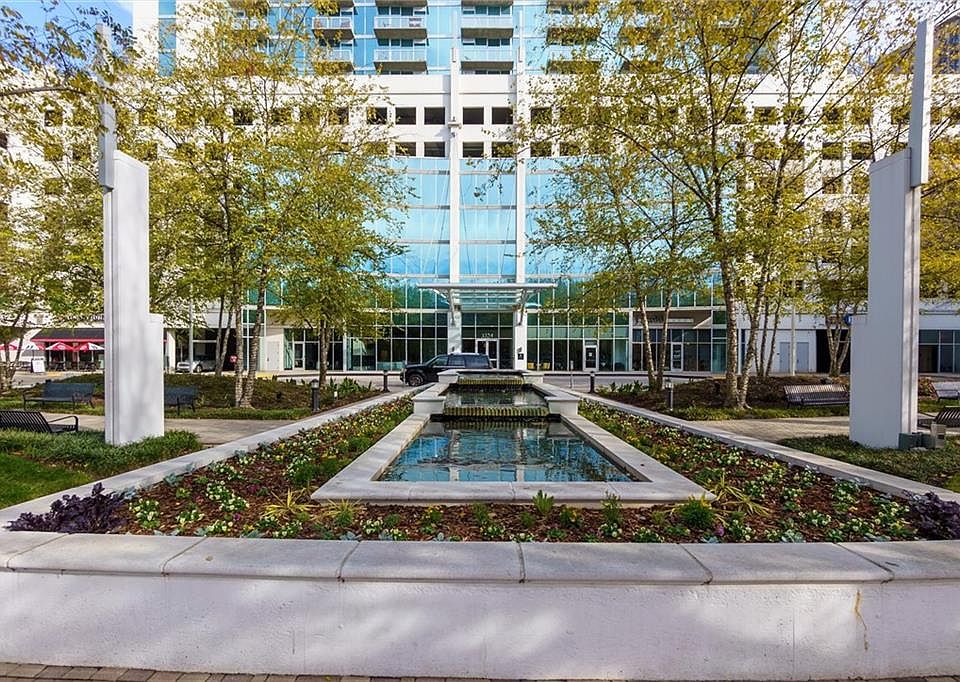 1st image of 3324 Peachtree Rd NE Unit 1306