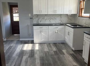 108 McWhorter St APT 3, Newark, NJ 07105