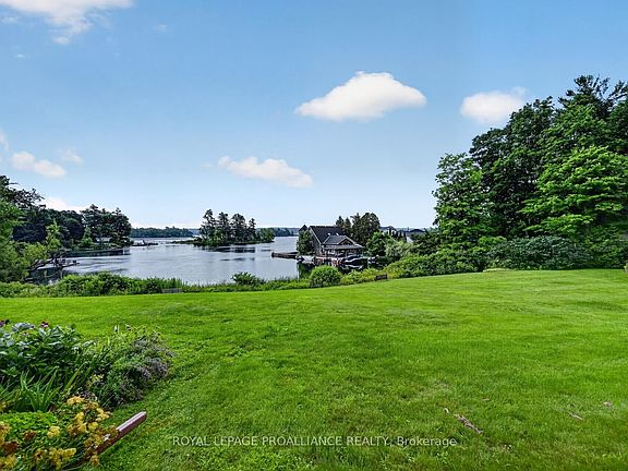 4th image of 25 Country Club Pl