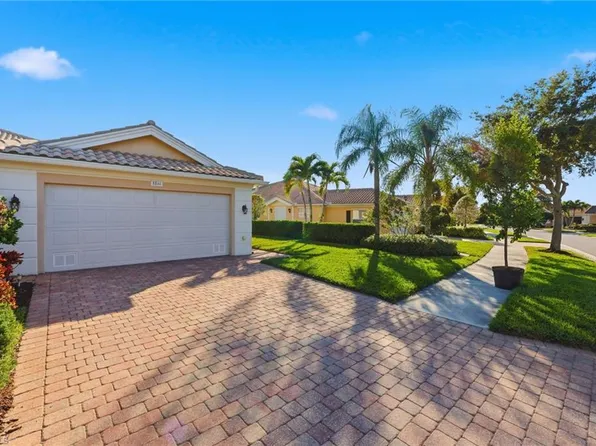 8144 Xenia LN, NAPLES, FL 34114