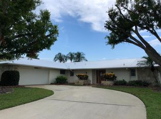 2801 SE Pine Valley St, Port Saint Lucie, FL 34952