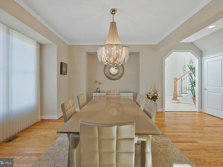 5922 Chesterbrook Rd — Photo 15