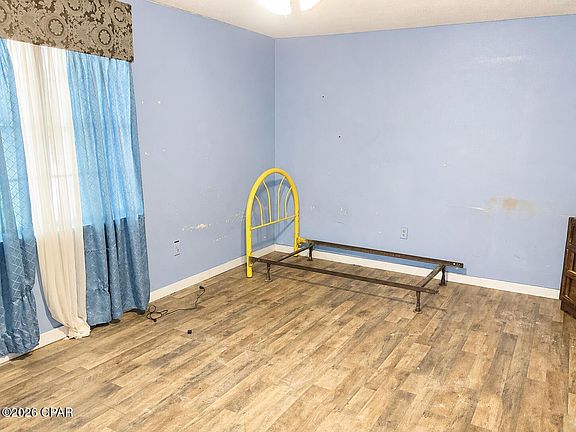 4th image of 2233 Pate Pond Rd