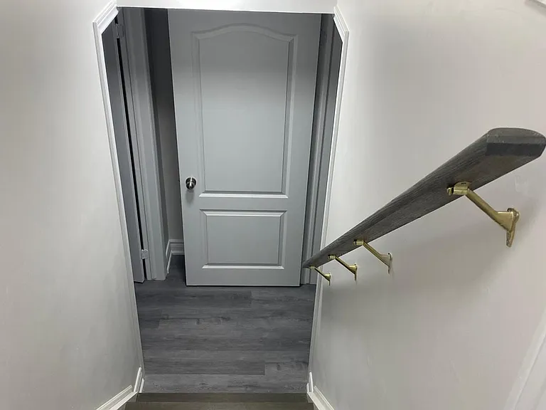 7 McHugh Rd #BASEMENT — Photo 2