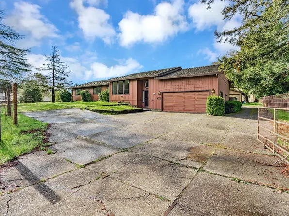 2 Knutte Court, Novato, CA 94947