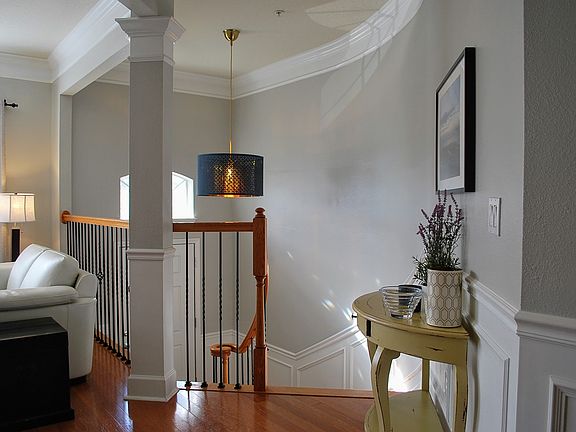 Inviting foyer