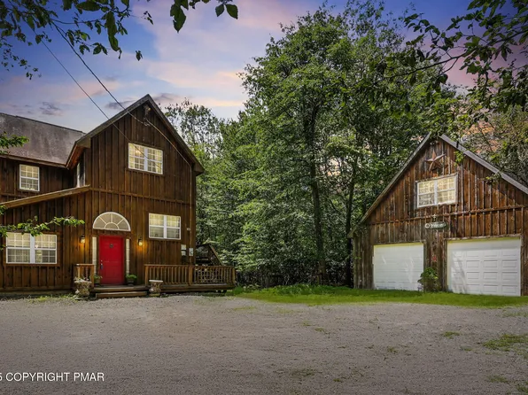 5715 Route 447, Canadensis, PA 18325