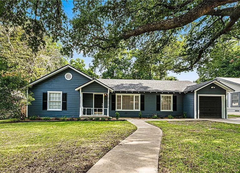 41044 Austin Ave — Photo 2