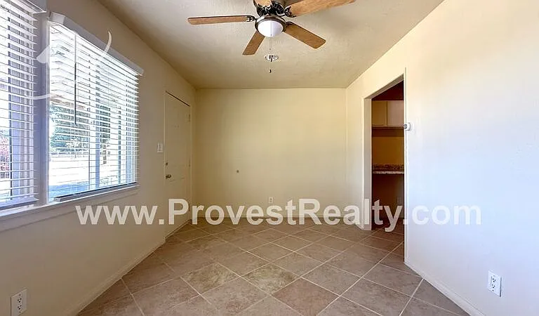 15034 Sequoia St #B — Photo 4