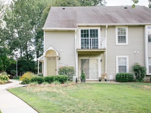 2402B Sedgefield Dr, Mount Laurel, NJ 08054