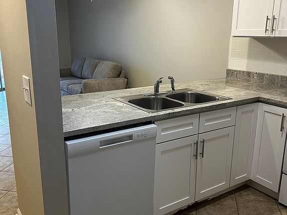 3rd image of 2708 S 17th St APT B