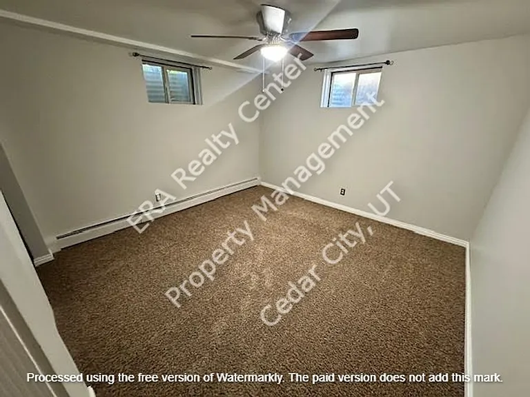 282 S Dewey Ave #B — Photo 11