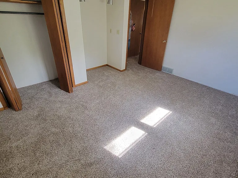 7076 Ray Hollow Rd — Photo 5