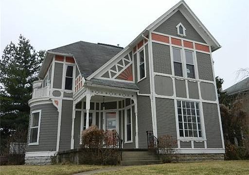 1st image of 803 W Ash St