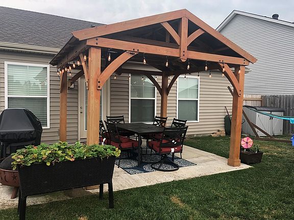 3rd image of 5519 Goldenrod Ln