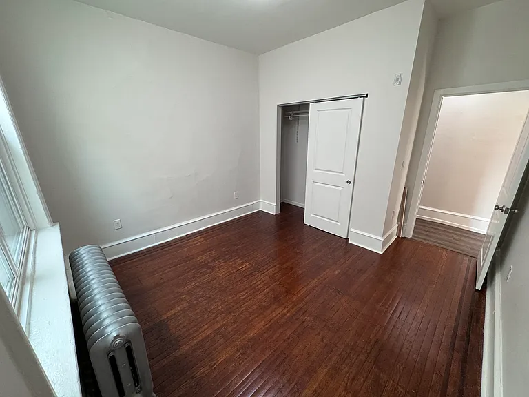 6328 Vine St #1R — Photo 9