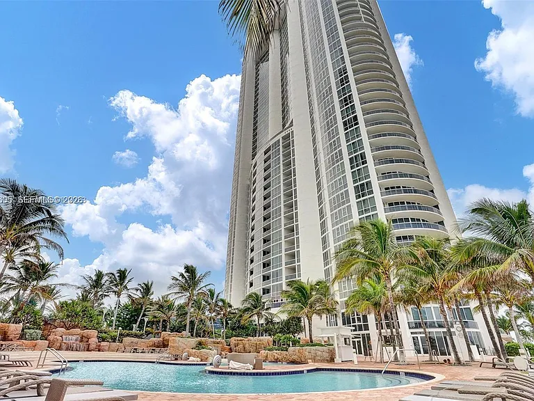 18201 Collins Ave #4209A — Photo 32