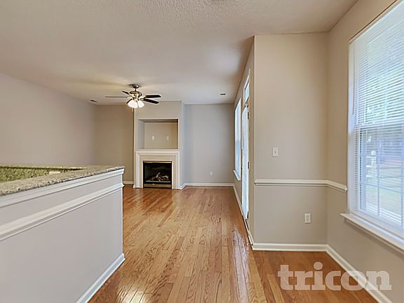 3rd image of 4531 Keeneland Ln