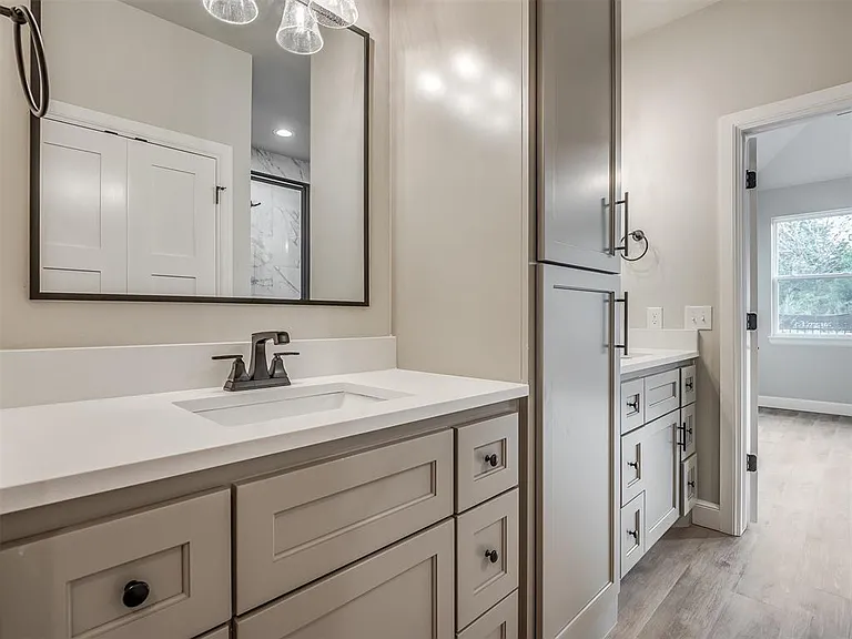 924 Kyle Dr — Photo 17